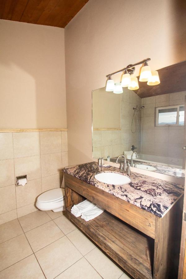 Fairbridge Inn, & Outlaw Conference Center - Hotel
