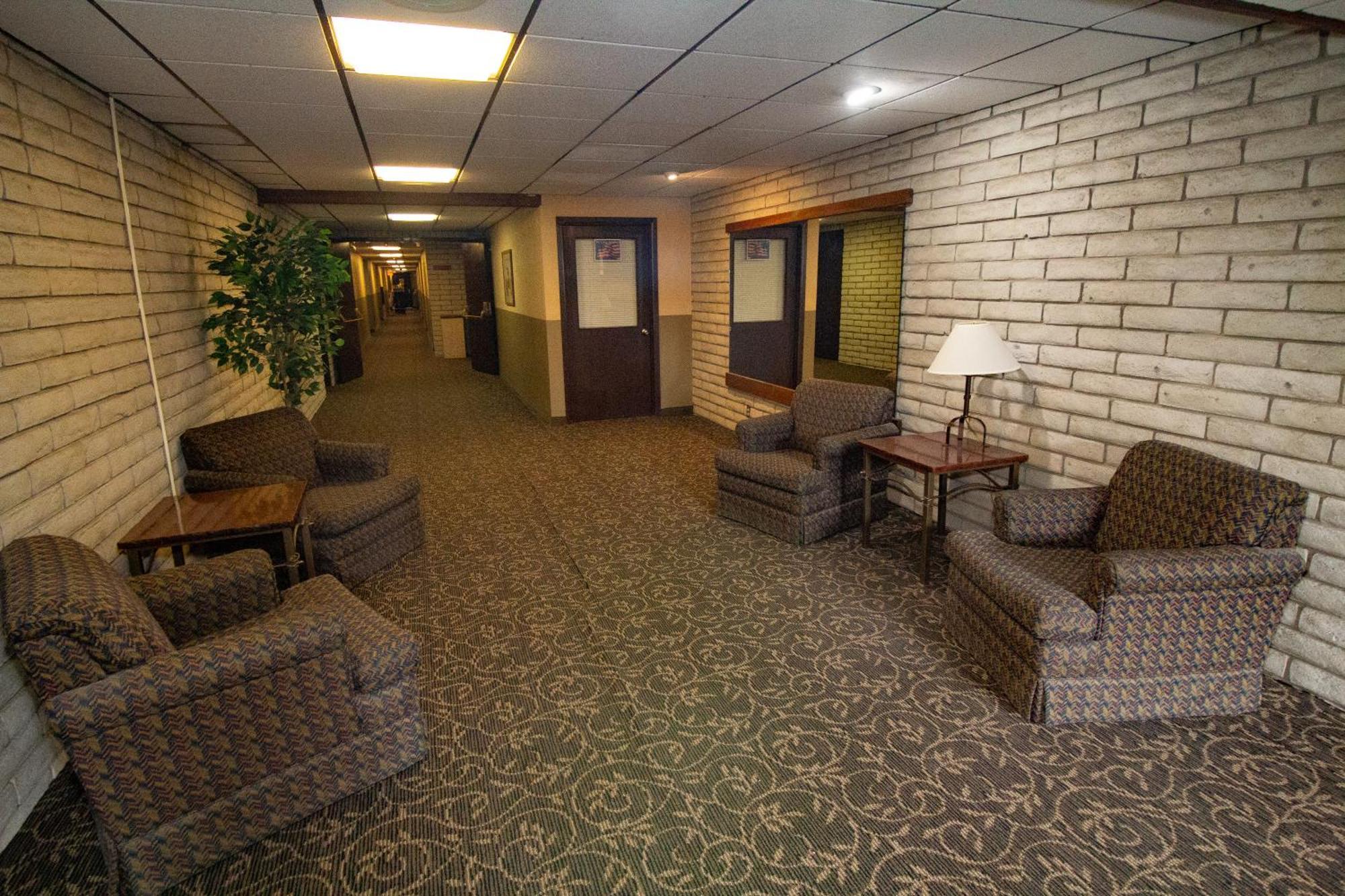 Fairbridge Inn, & Outlaw Conference Center - Hotel