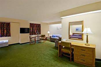 Americas Value Hotel 2*