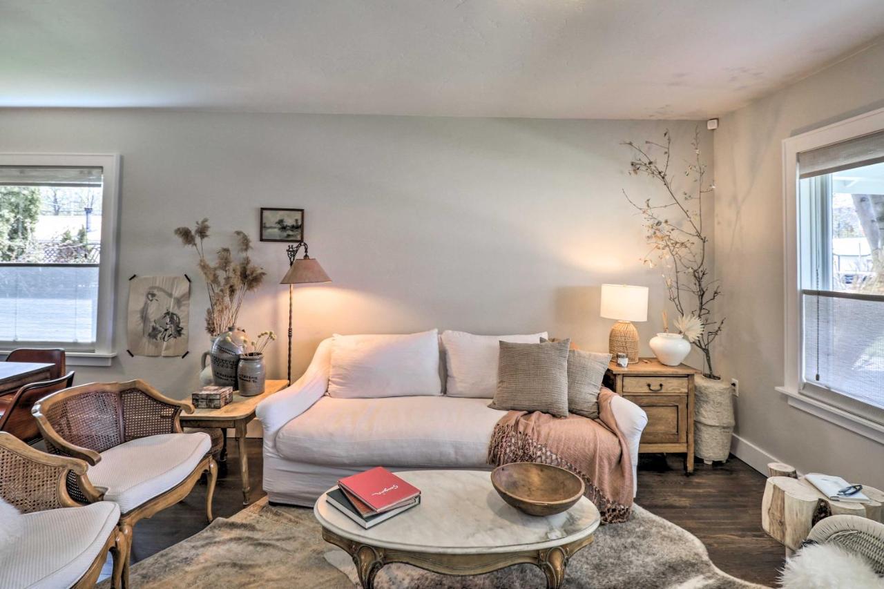 Holiday home Luxe Glacier Getaway Walk To Downtown Kalispell!