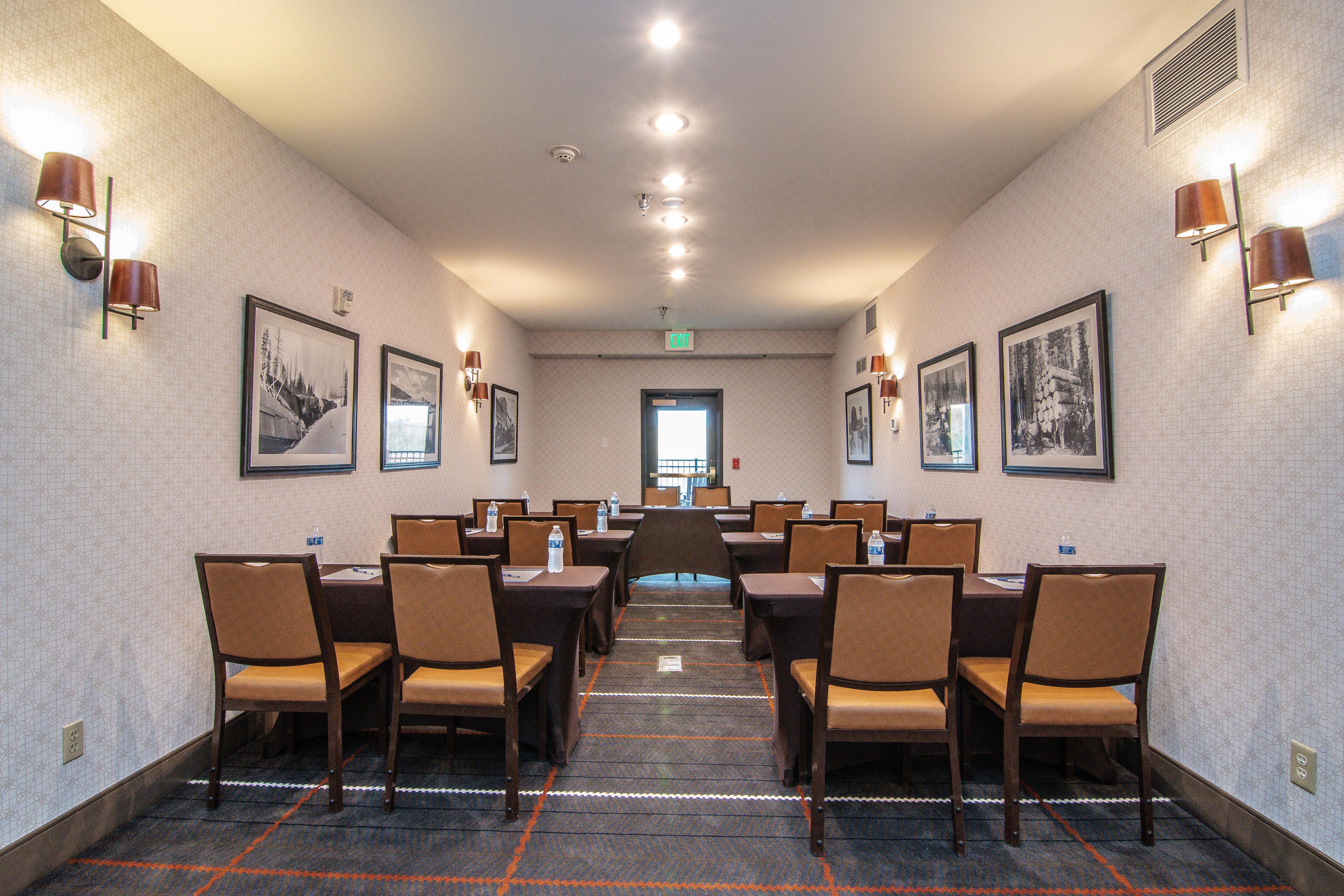 Express & By Ihg Hotel Kalispell