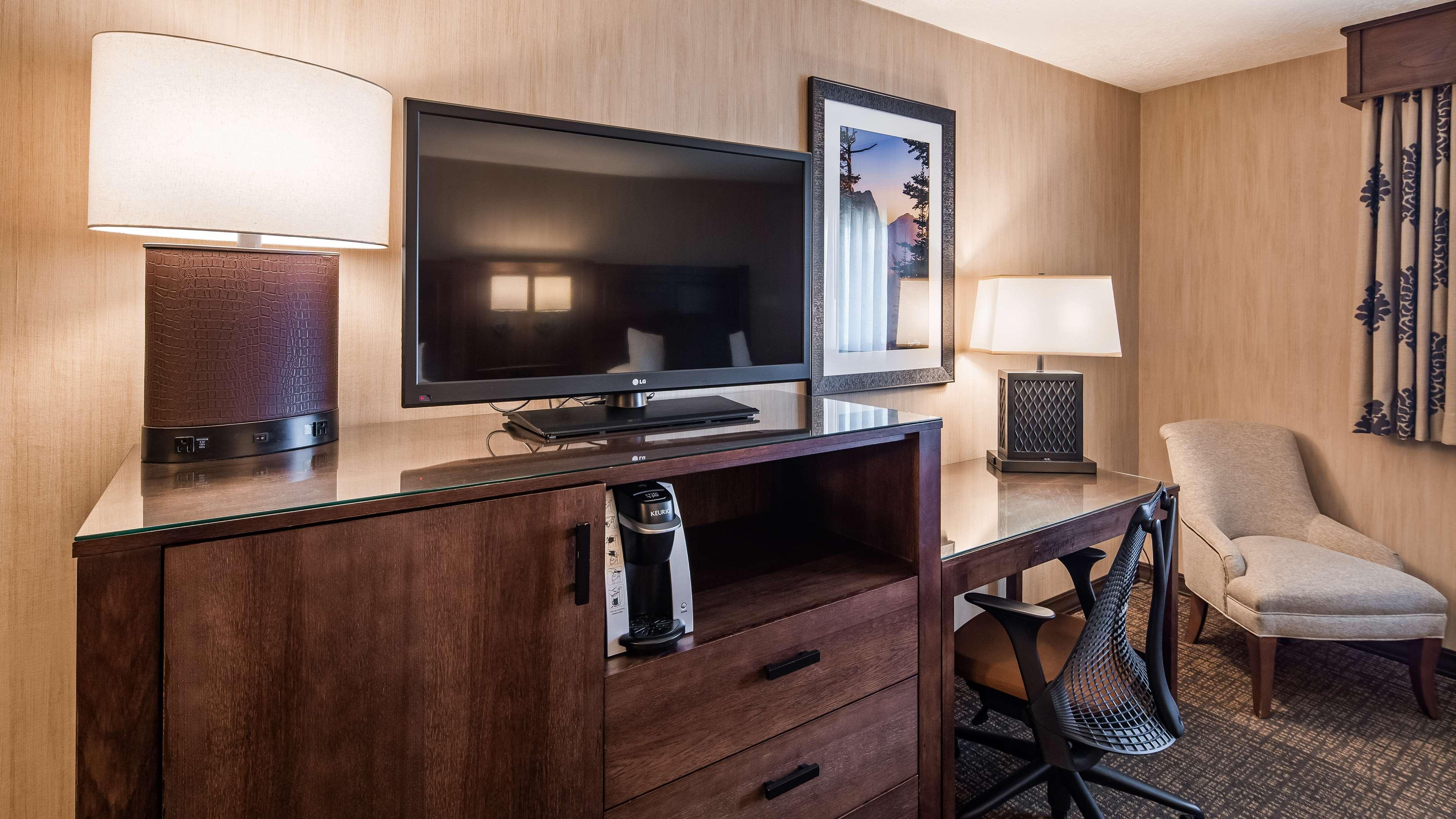 Western Flathead And Hotel 3*