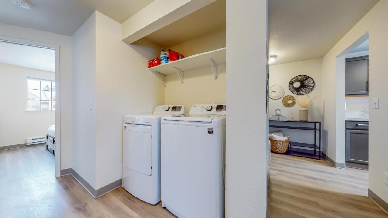 Modern Lofts At Aria 3 *