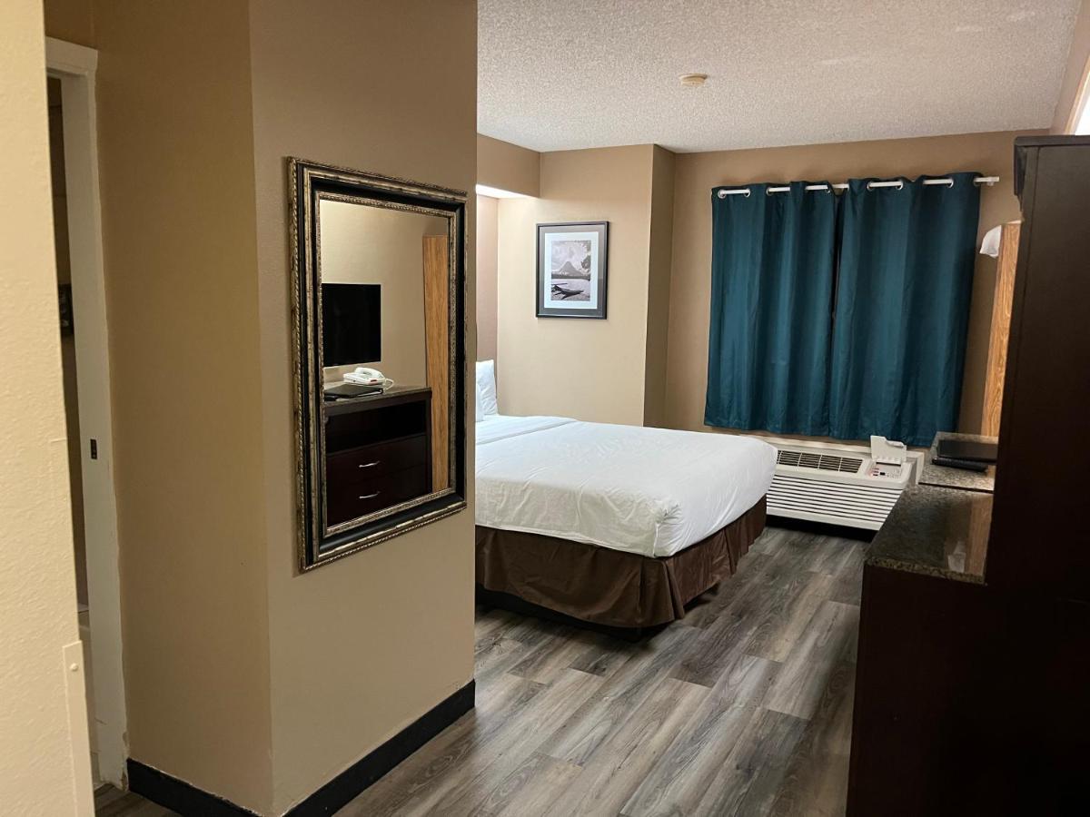 Americas Value Hotel