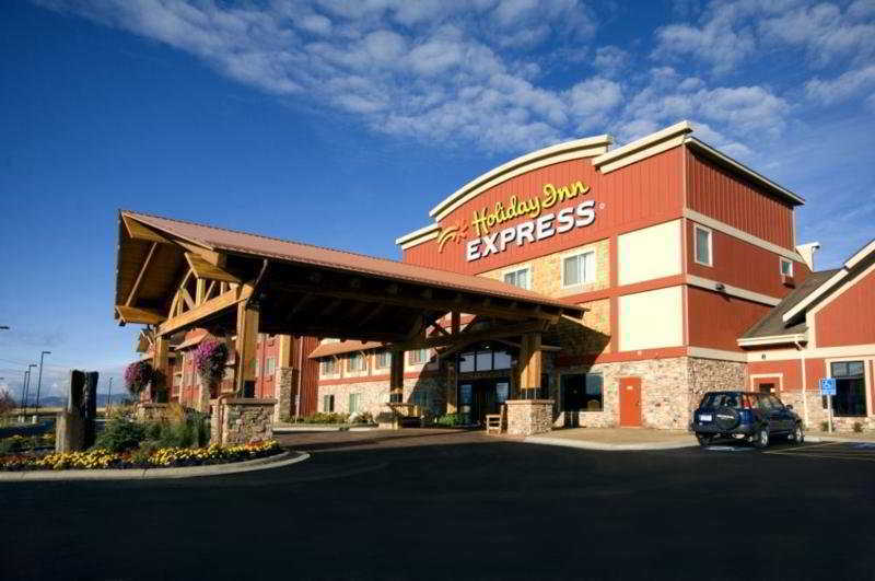 Express & By Ihg 2*